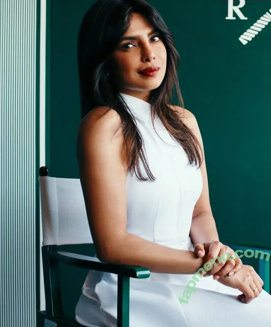 Priyanka Chopra nude photo #0232 (officialsherlynchopra / priyankachopra)