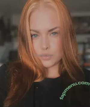  nude photo #0001