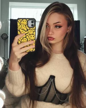 Proxyfox / Amaliuz nude photo #0095