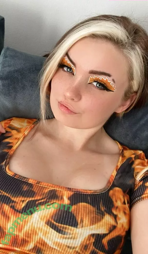 Proxyfox nude photo #0034 (Amaliuz)