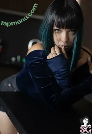 Psychocat / ionelllllaa nude photo #0014