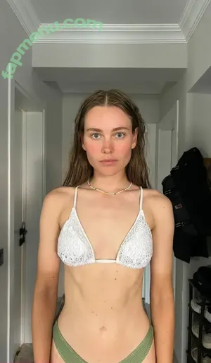  nude photo #0005