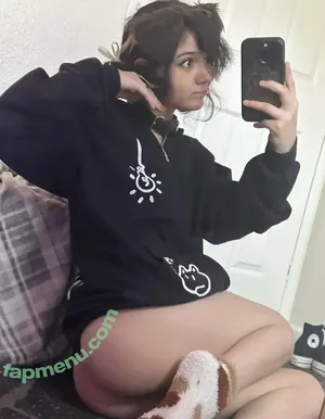  nude photo #0004