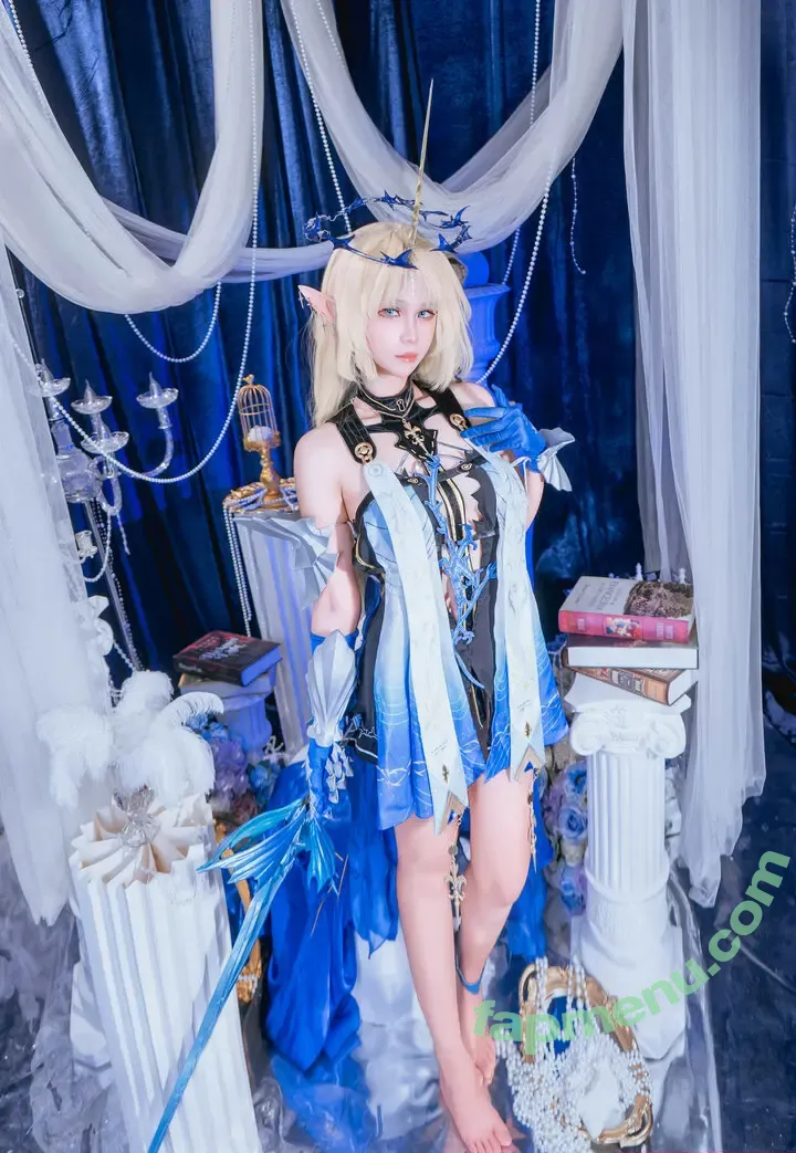 Pyon Lay nude photo #0216 (pyon.cos / pyoncos / pyonlay)
