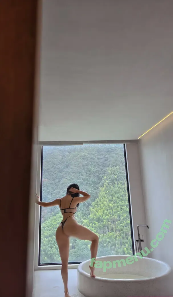 QiaoniuTT nude photo #6439 (qiaoniu_tt / 俏妞)