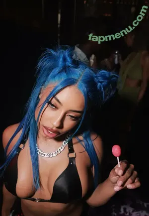 qimmahrussofree / qimmahrusso nude photo #0012
