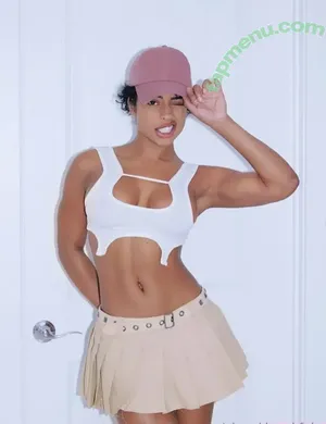 qimmahrussofree / qimmahrusso nude photo #0016
