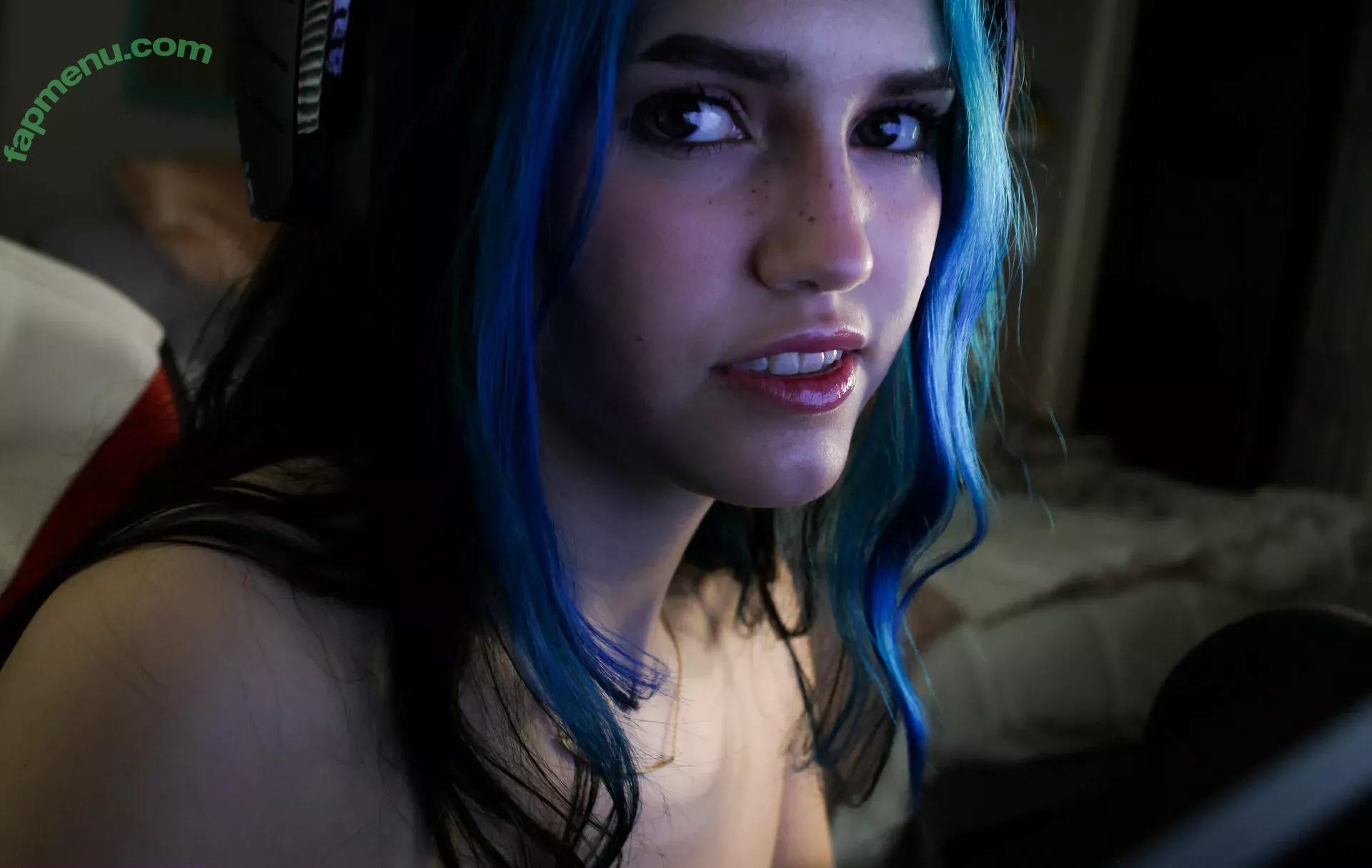 qtlux nude photo #0008 (nikki_qtlux / qtluxf)