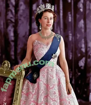 Queen Elizabeth II / theroyalfamily nude photo #0014
