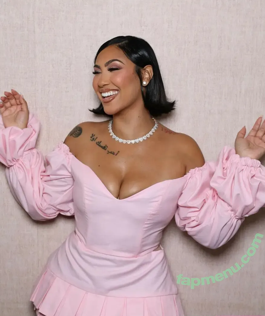Queen Najia nude photo #0052 (queennaija)