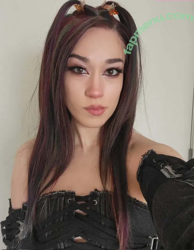 Queen Tofu nude photo #0075 (Tofu games / babytofu / tofu_games)