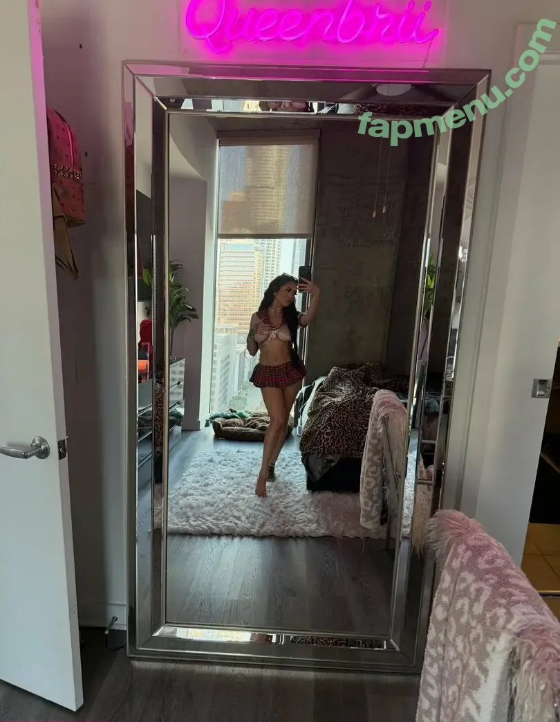 queenbri69 nude photo #0009 (queeennbriii)