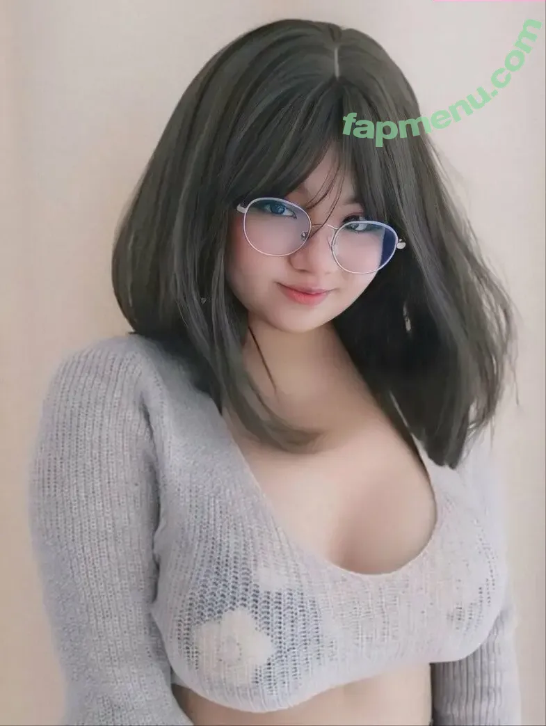 Queenchipot18 nude photo #0005 (Queenchipot18)