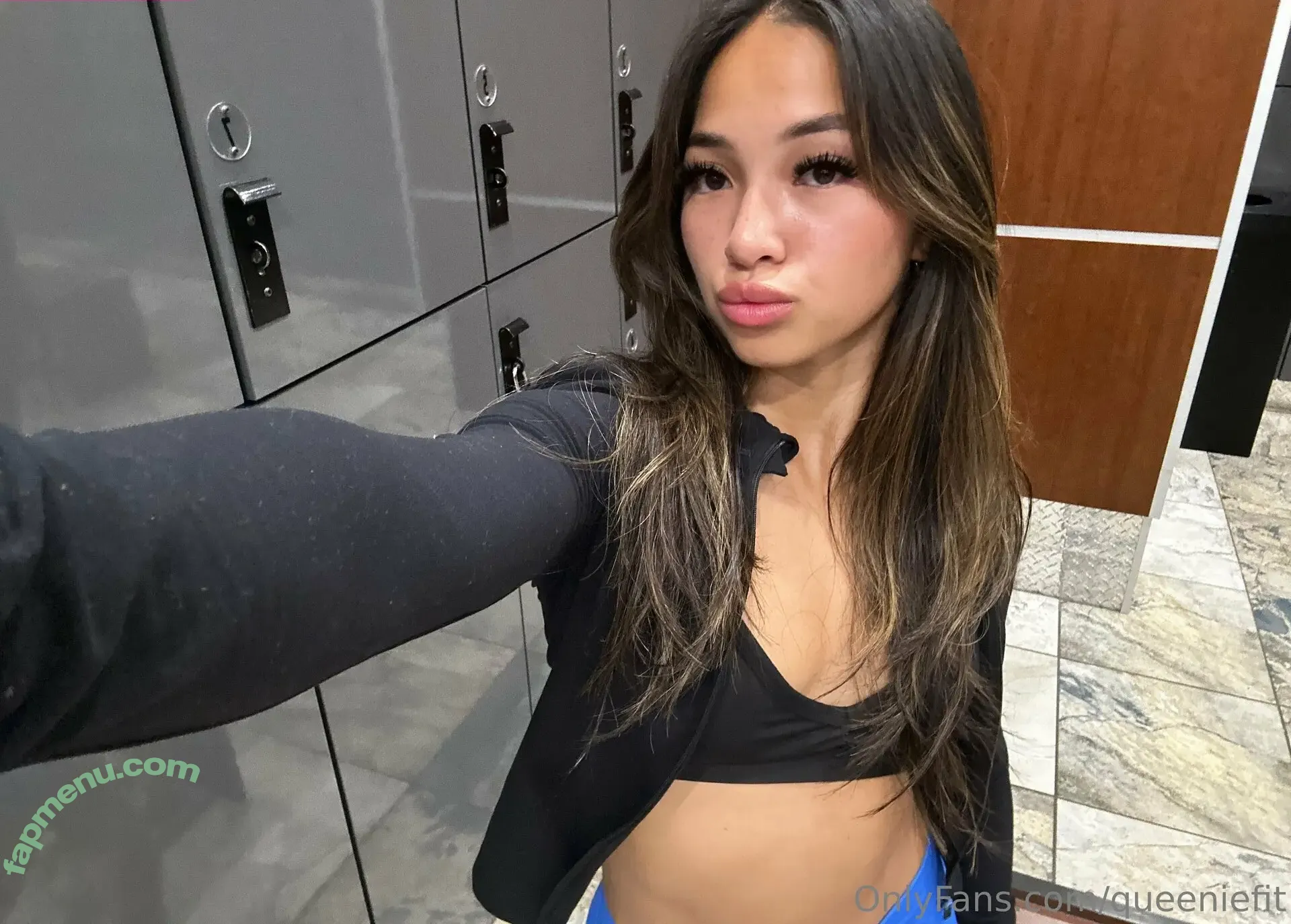 queeniefit nude photo #0079 (babyyblazee / fitbananasbyqueenie)