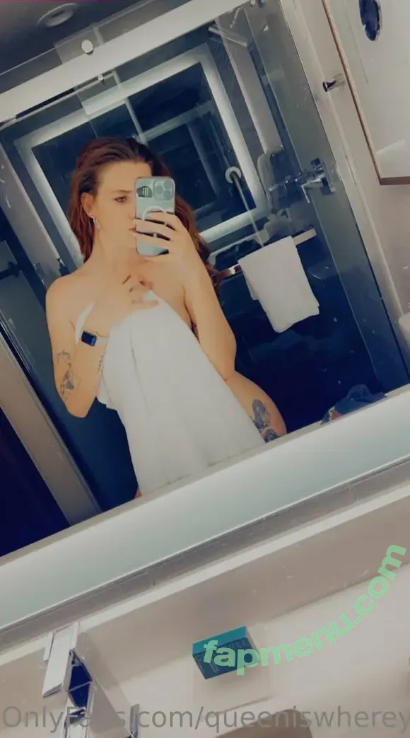 queeniswhereyouneedtobe nude photo #0014 (queeniswhereyouneedtobe)