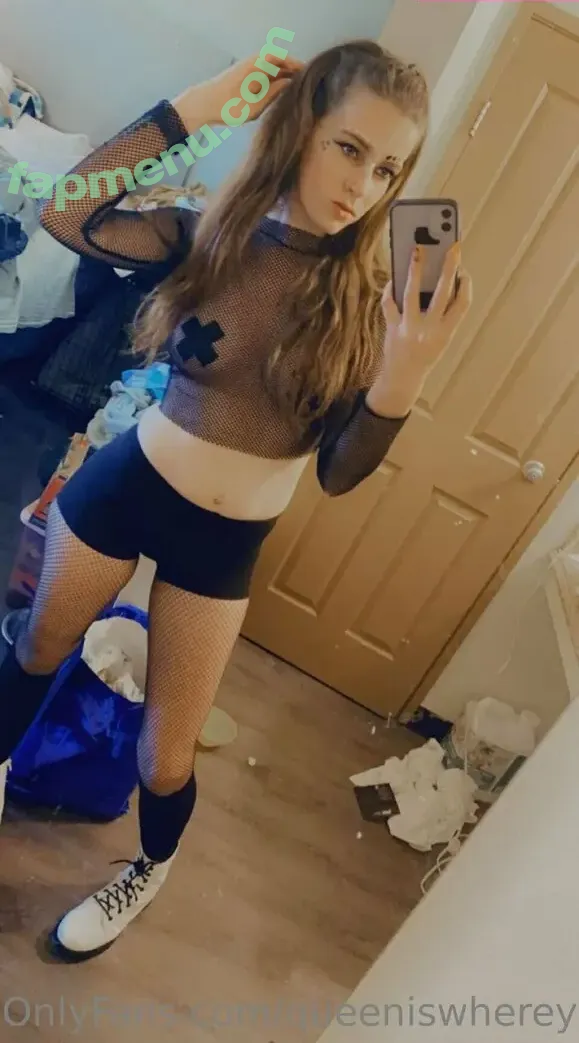 queeniswhereyouneedtobe nude photo #0015 (queeniswhereyouneedtobe)