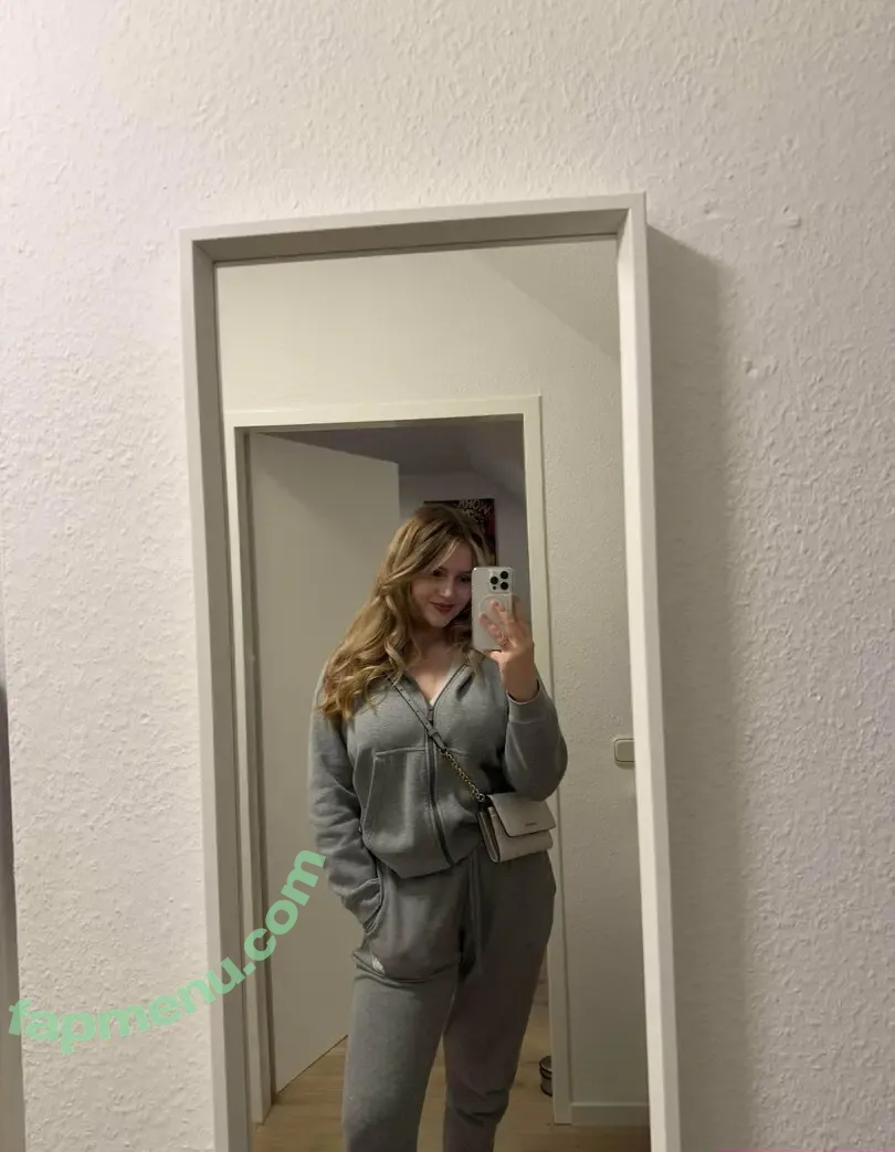 queenlenii nude photo #0028 (_queenlenii)