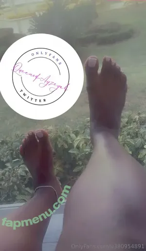 queenofayzeyah / reel nude photo #0001