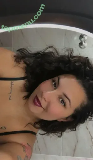 queenthesex / yesterdaysgarbage nude photo #0073