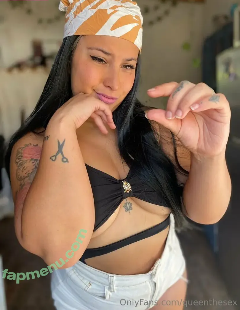 queenthesex nude photo #0019 (yesterdaysgarbage)