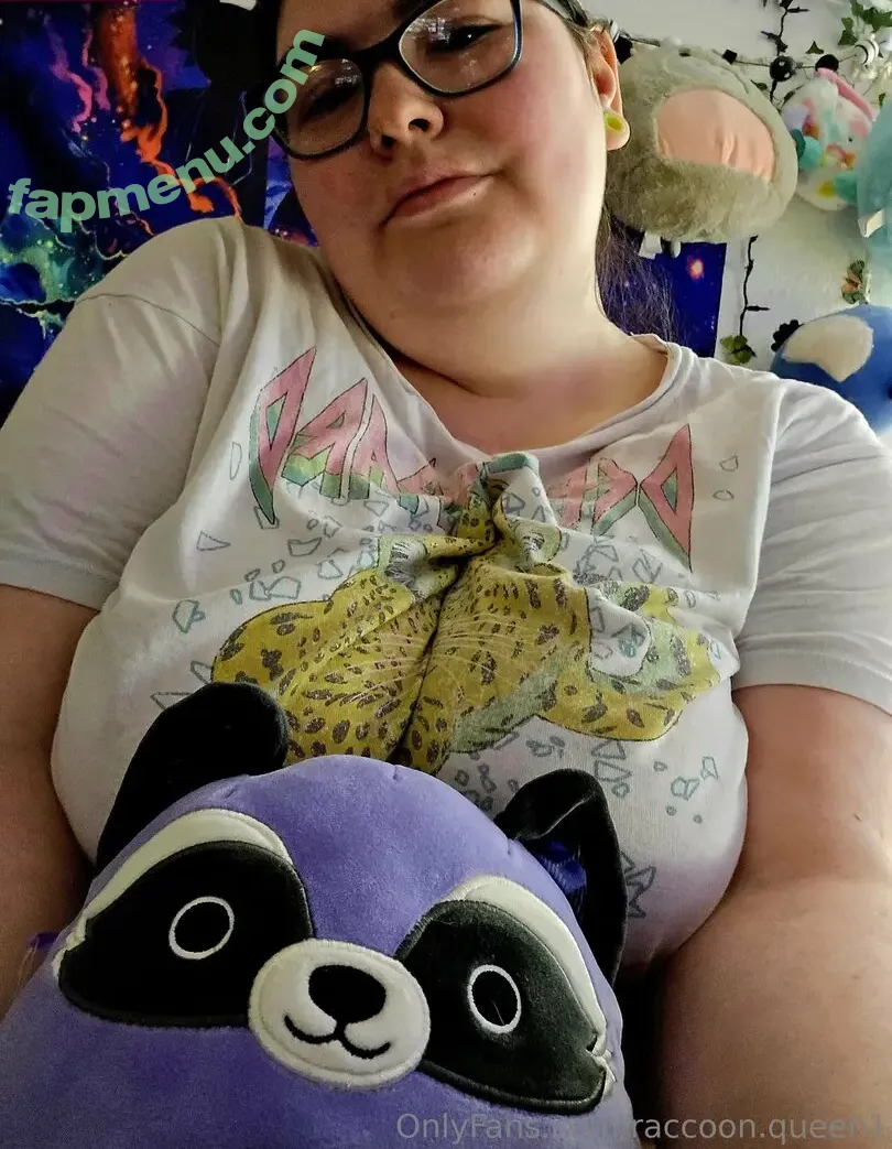 raccoon.queen1 nude photo #0004 (nocturnaltrashposts)