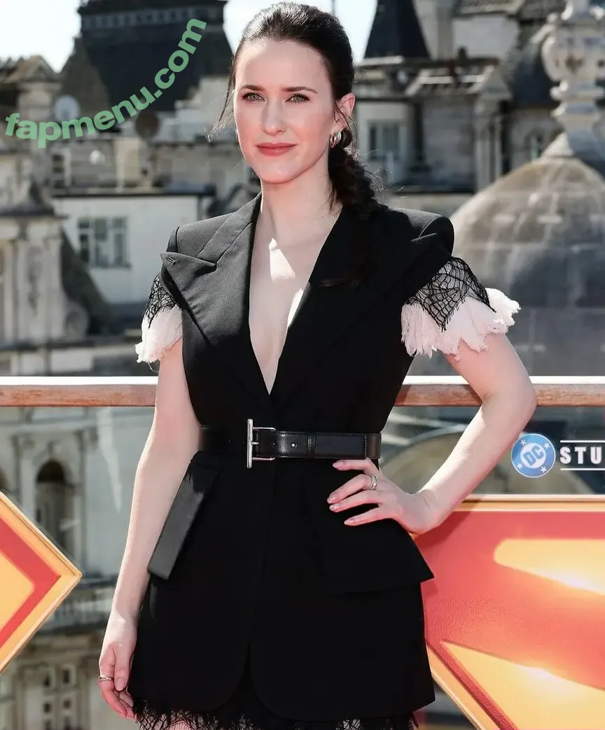 Rachel Brosnahan nude photo #0870 (Marvelous Mrs. Maisel / rachelbrosnahan)