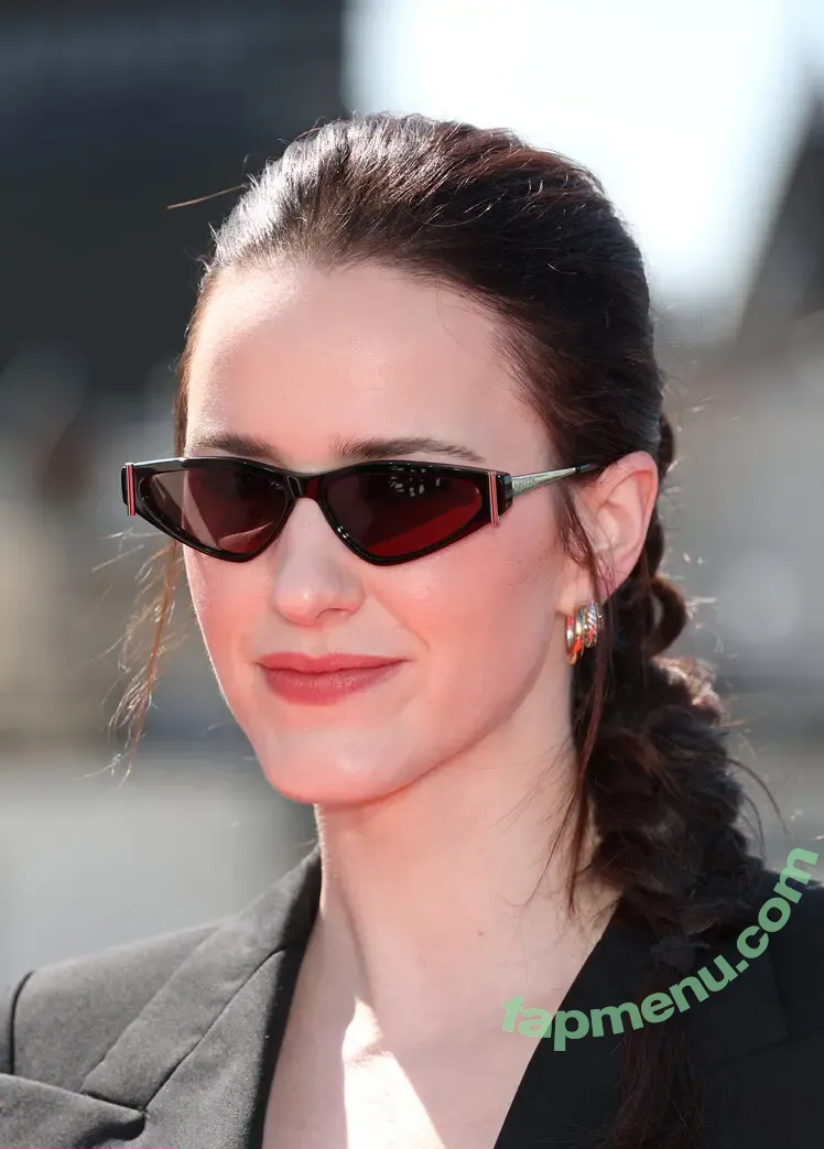 Rachel Brosnahan nude photo #0886 (Marvelous Mrs. Maisel / rachelbrosnahan)