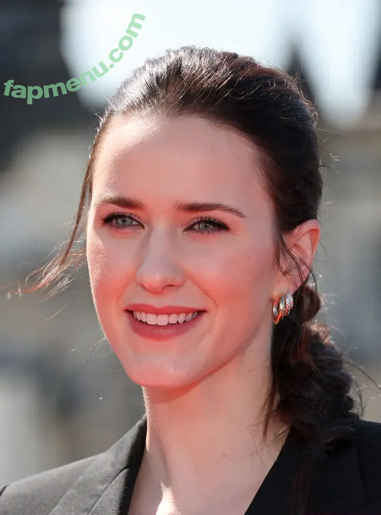 Rachel Brosnahan nude photo #0895 (Marvelous Mrs. Maisel / rachelbrosnahan)