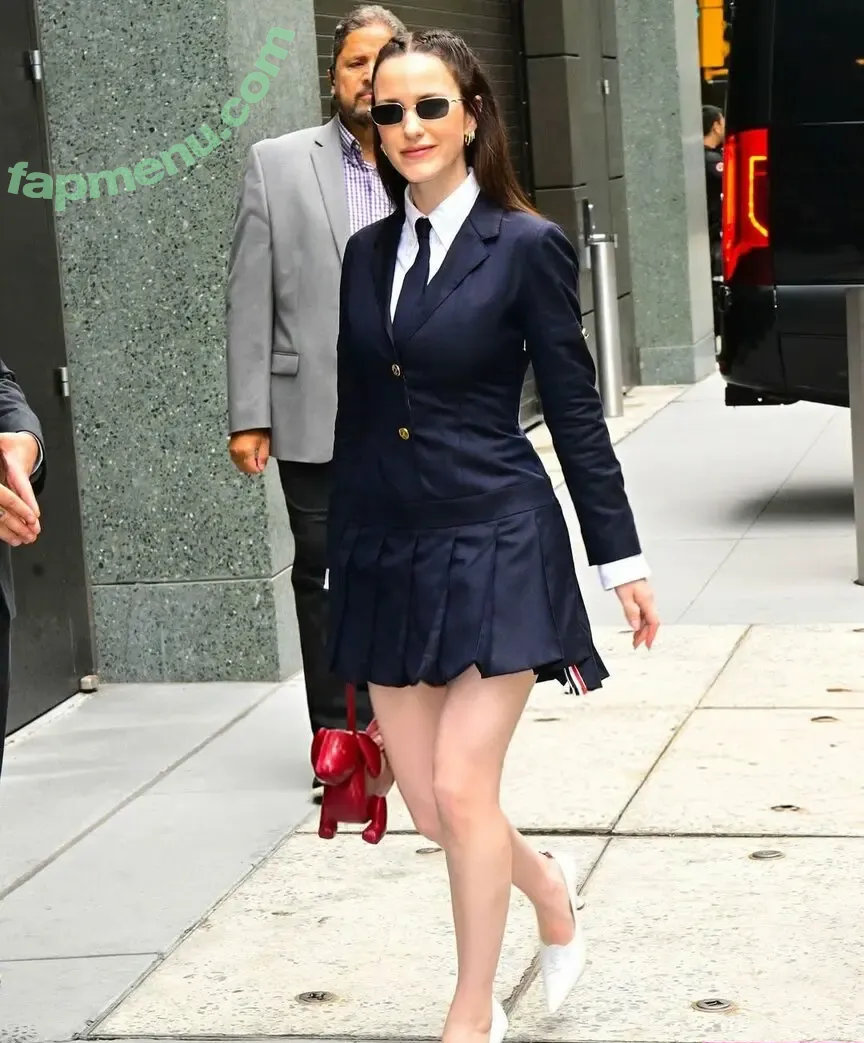 Rachel Brosnahan nude photo #1005 (Marvelous Mrs. Maisel / rachelbrosnahan)