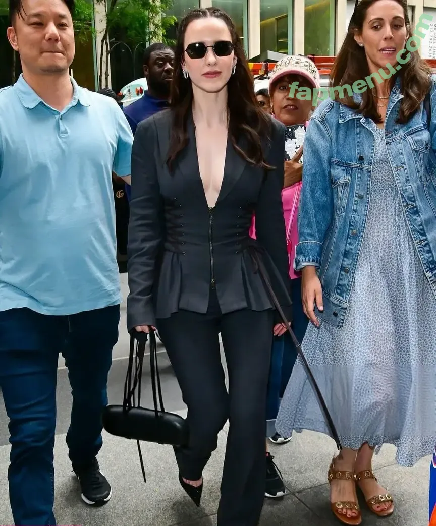 Rachel Brosnahan nude photo #1011 (Marvelous Mrs. Maisel / rachelbrosnahan)