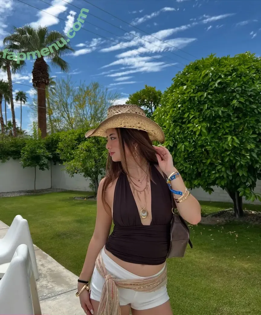 Rachel Huh nude photo #0020 (rachel.huh)