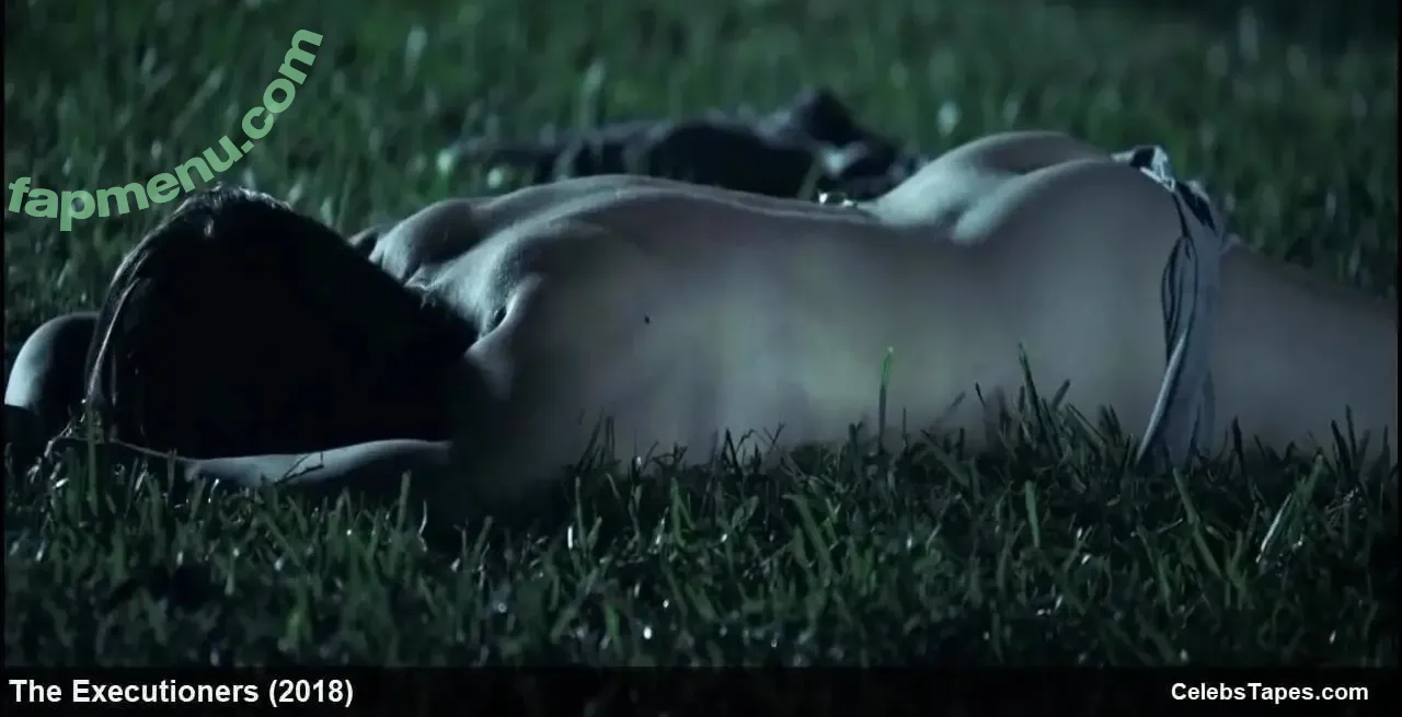 Rachel Skarsten nude photo #0053 (rachieskarsten)