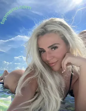  nude photo #0007