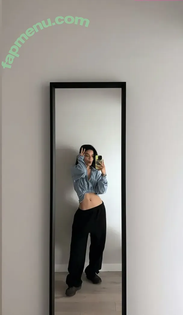 Rachel Zegler nude photo #1895 (rachelzegler / rachmariexoxo)