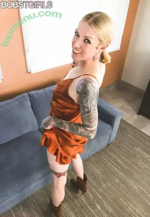  nude photo #0003