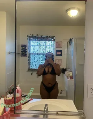 Raeleightorrez1 / raeleigh_ann nude photo #0009