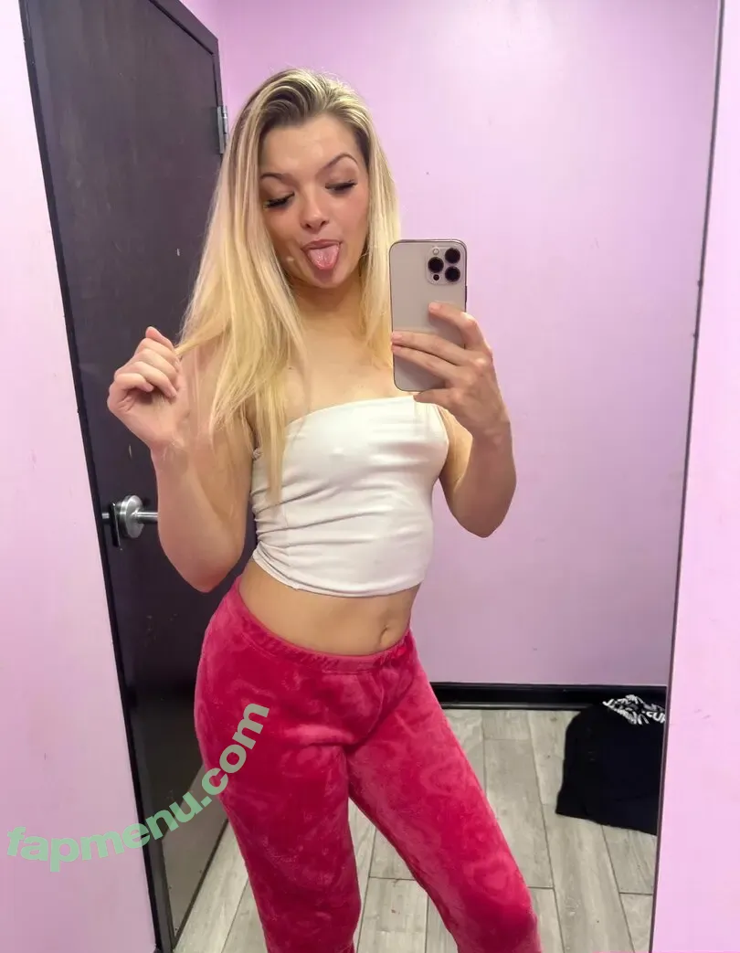 raelynnthestallion nude photo #0026 (raelynnthestallion)