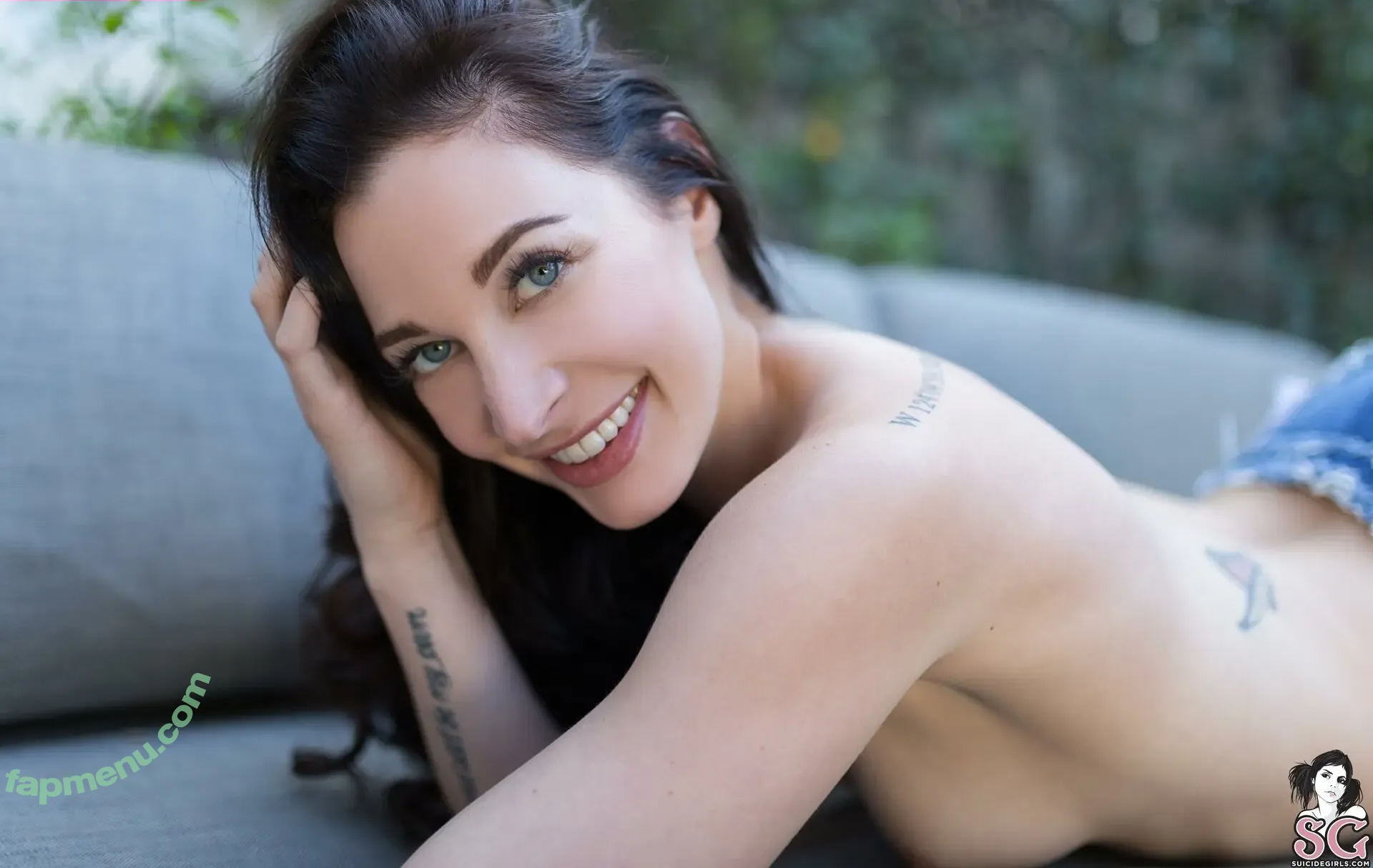 RaeRiley nude photo #0206 (RaeRiley)