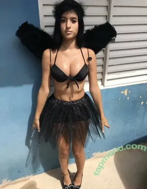 Rafinha Linhari / rafinha_linhari nude photo #0014