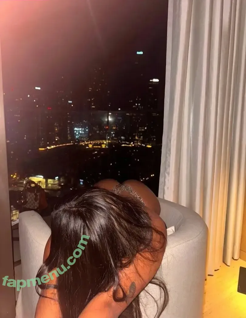 Raghad Hussain nude photo #0030 (coach Raghad / raghadhfit)