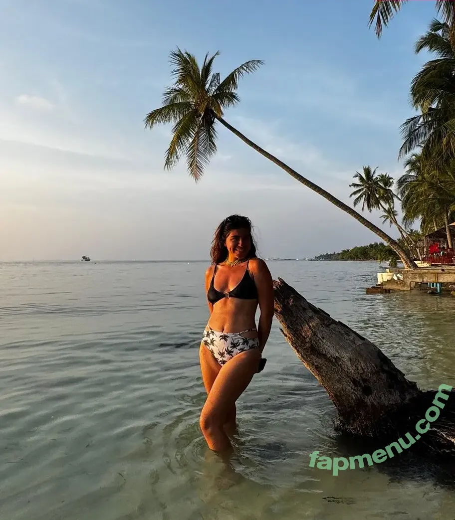 Rahma Arafah nude photo #0015 (rahmatraveler)