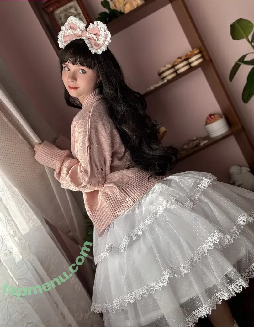 Rainbow Satanica nude photo #0011 (RainbowSatanica / rainbow_satanica)