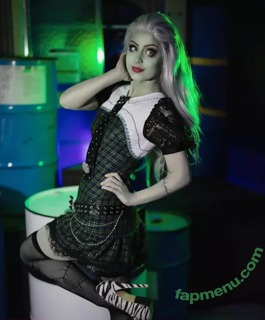 Raineemery nude photo #0488 (emerysealion)