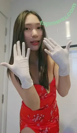 rainie.latexgloves / rainie.st.r nude photo #0018