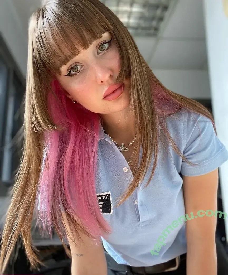 _ramenlady nude photo #0002 (spicy_ramen_girl)