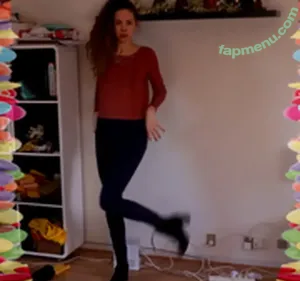 Rapunzel ASMR / rapunzel1333 / rapunzelsasmr nude photo #0025