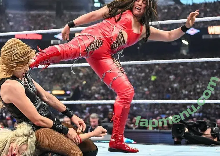 Raquel Rodriguez nude photo #0277 (WWE / drkheartless_error / raquelwwe)