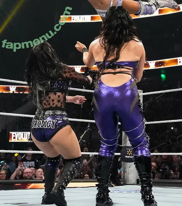 Raquel Rodriguez nude photo #0362 (WWE / drkheartless_error / raquelwwe)