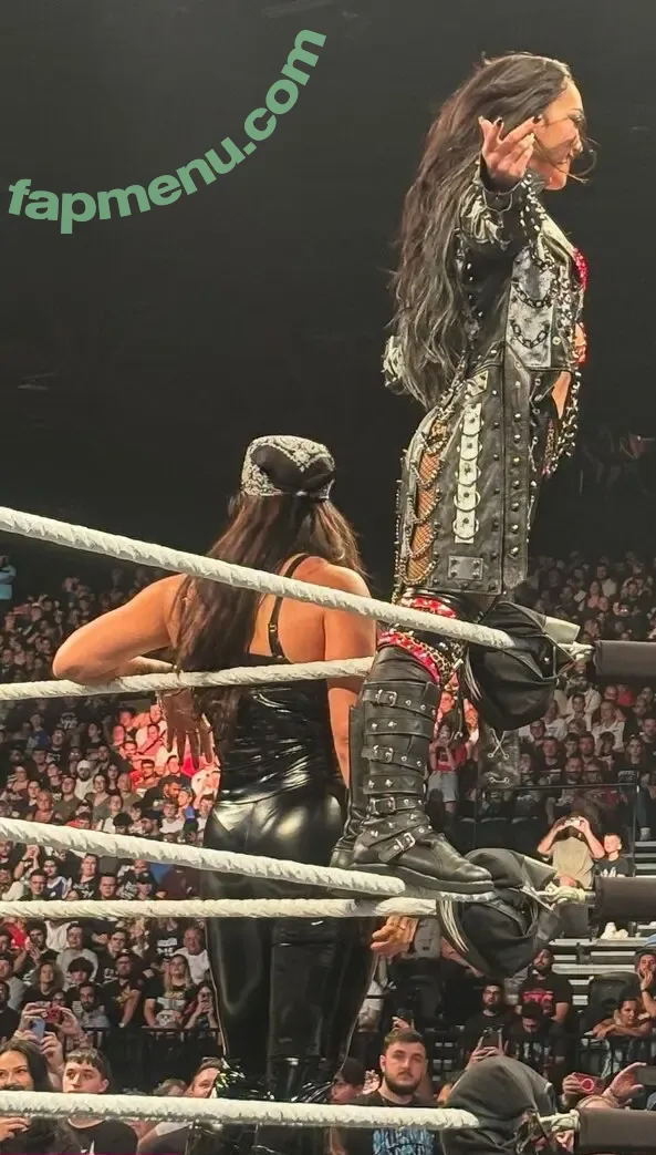 Raquel Rodriguez nude photo #0416 (WWE / drkheartless_error / raquelwwe)