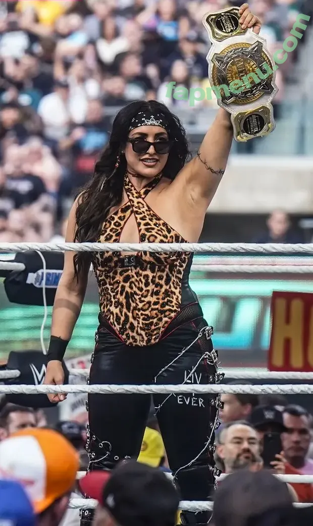 Raquel Rodriguez nude photo #0422 (WWE / drkheartless_error / raquelwwe)